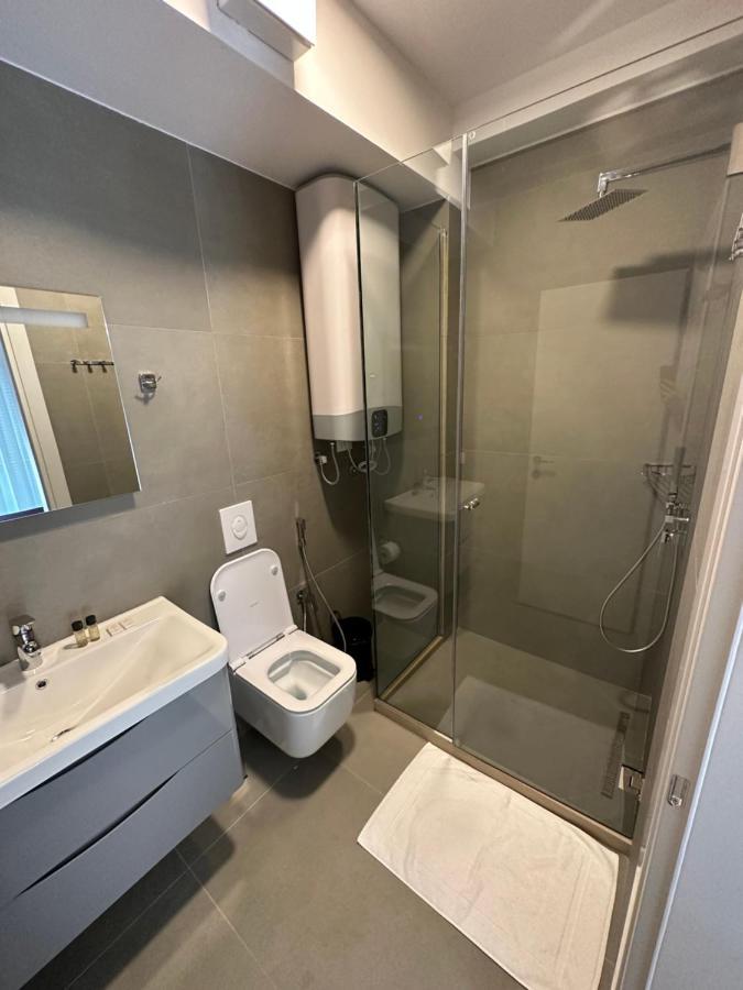 Soin Rooms Tirana Extérieur photo